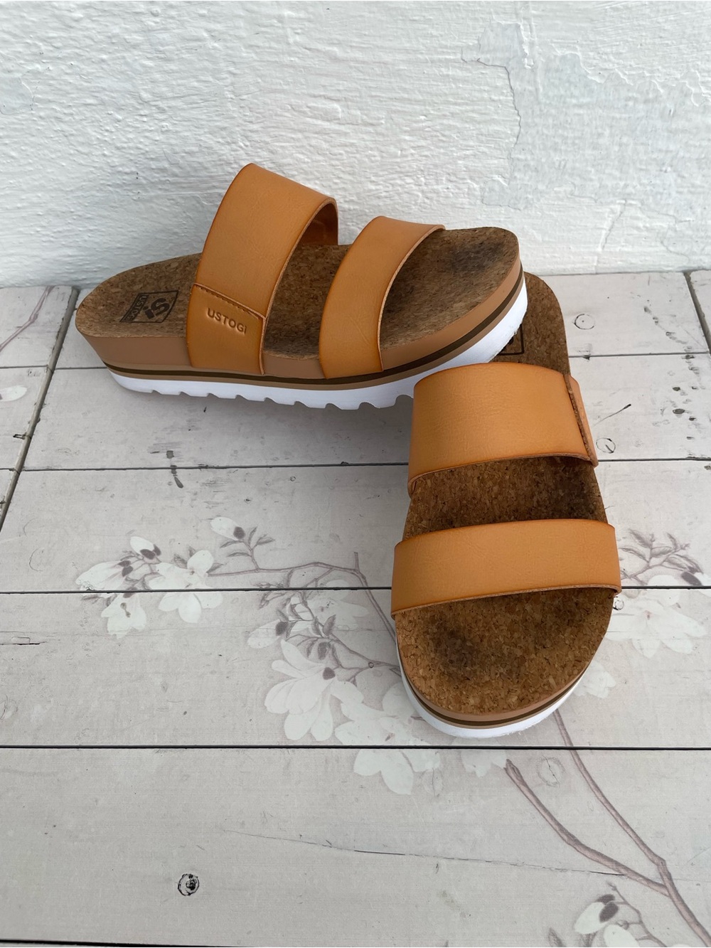Women's Cork Slide Sandals in Tan